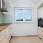 House With A Parking Space - 11744 Feriehus *